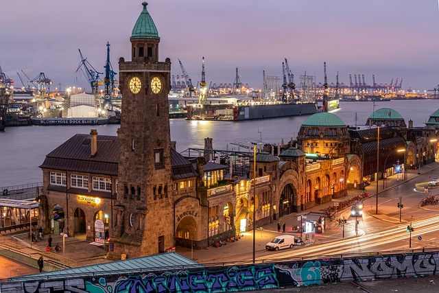 Hamburg Glamping Near the Harbor