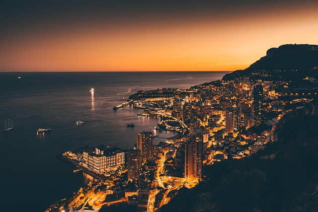 Monaco Homestays Near the Harbor