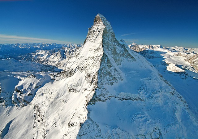 Swiss Alpine Glamping for Mountain Holidays